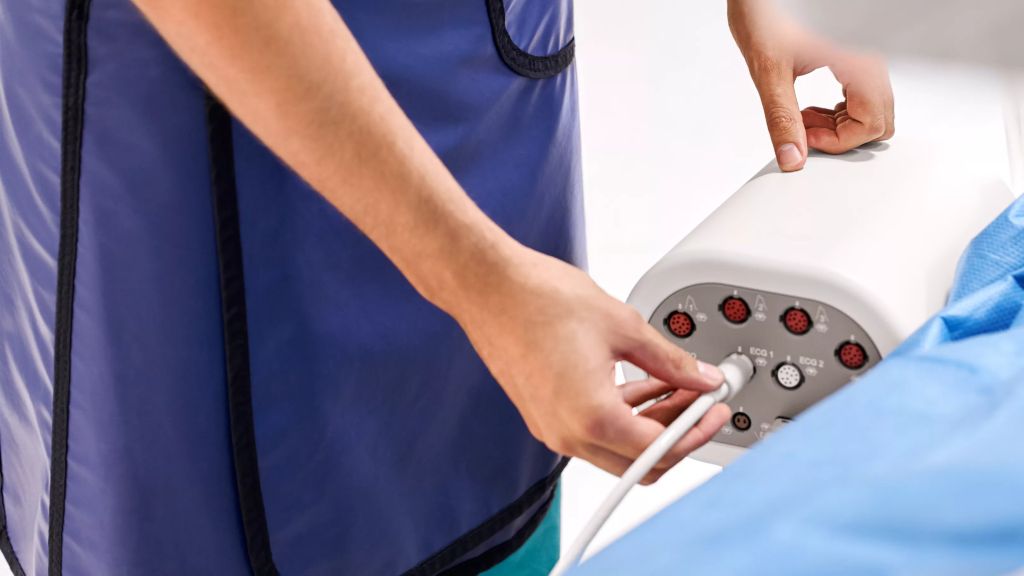 Hemo patient monitoring device